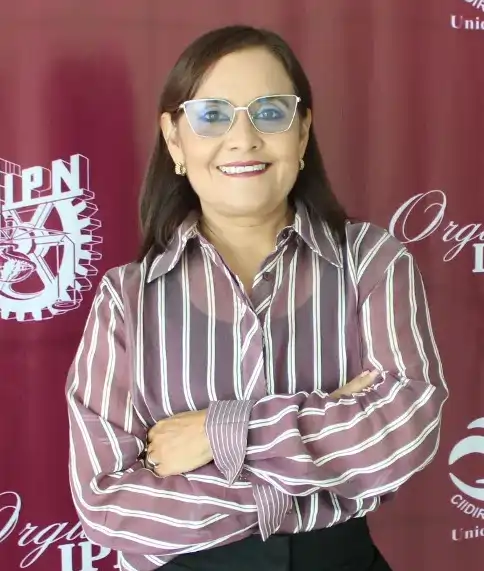 Dra. Claudia Castro Martínez