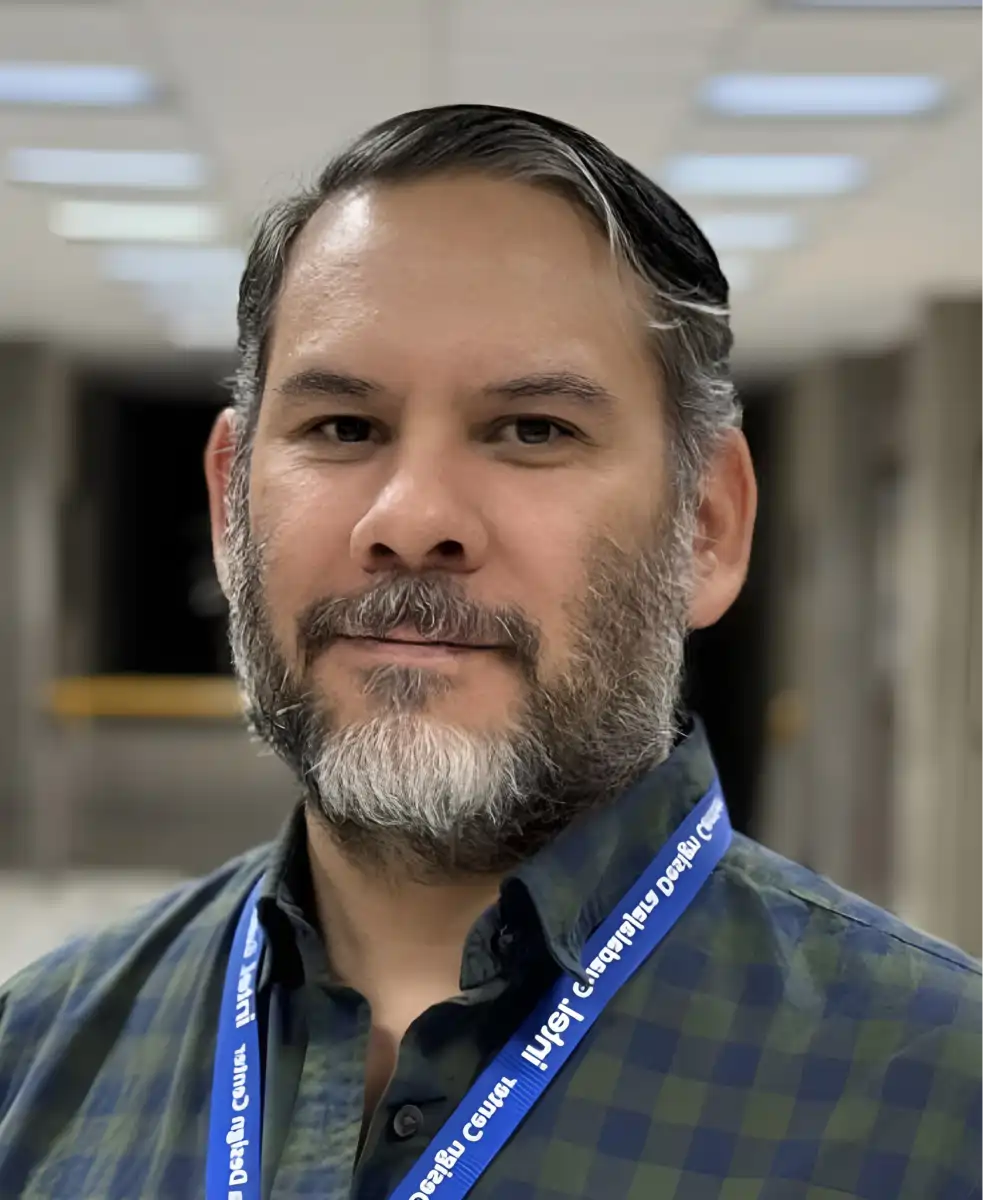 Dr. Paulo López Meyer